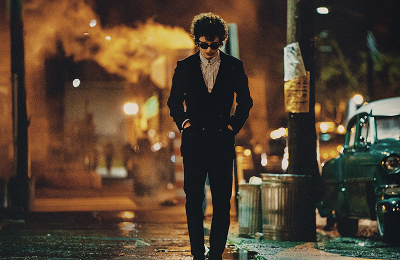 A Complete Unknown. Cinco razones por las que tenés que ver la biopic Bob Dylan