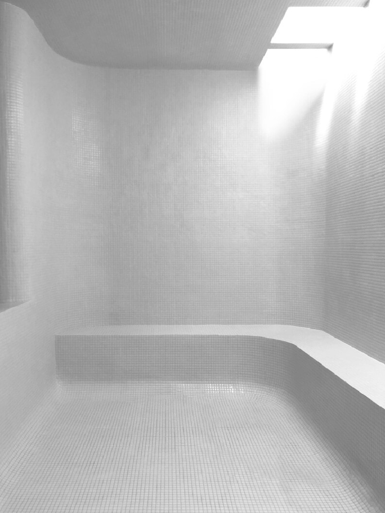 A Smaller Splash, Studio Pachón-Paredes, Luis Asín