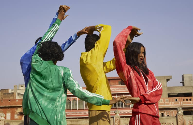 Inodoro precoz Brillante Holi Festival. Lo nuevo de Adidas + Pharrell Williams
