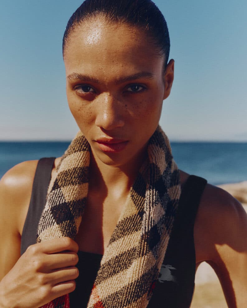 Burberry invierte en el movimiento: así es su nueva colección de activewear