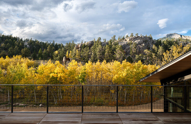 Cabaña Camp Meeker by Renée del Gaudio Architecture