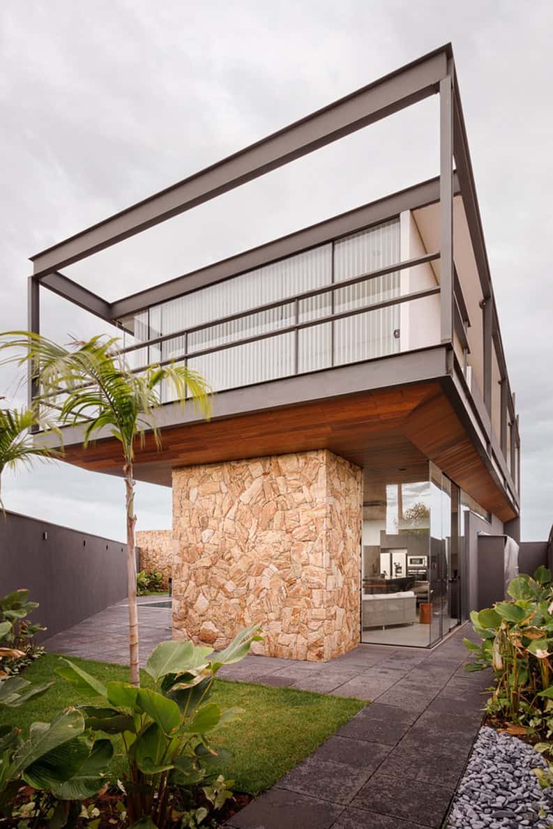 Caja de Vidrio. Una vivienda que se ubica en un nivel más bajo