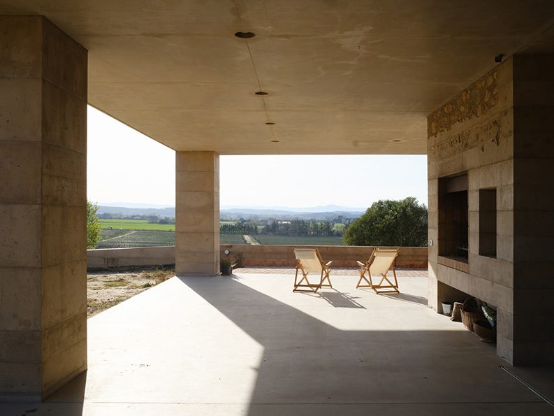Casa 1627 by HARQUITECTES