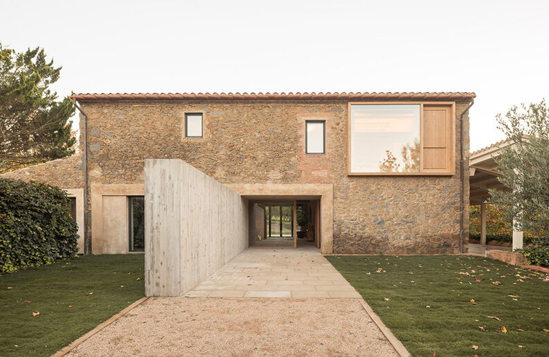 Casa 2302 by Nordest Arquitectura