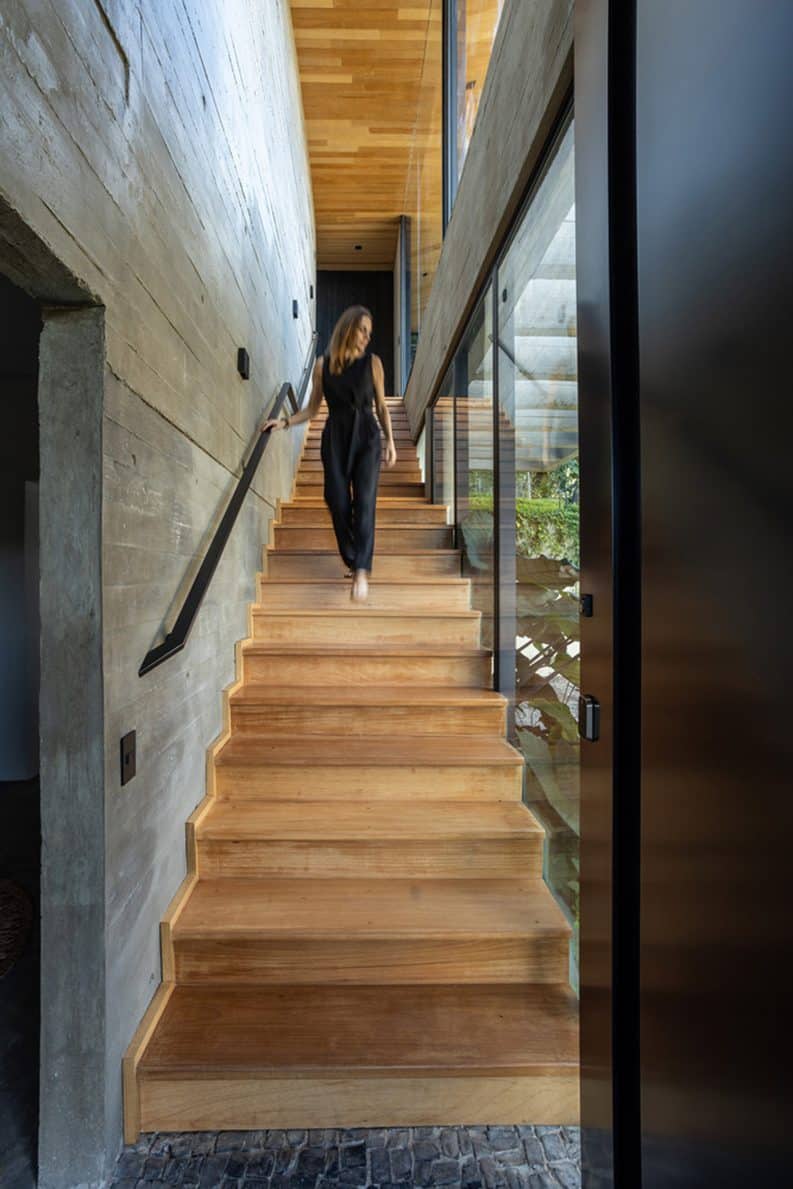 Casa 258 by Cornetta Arquitetura 