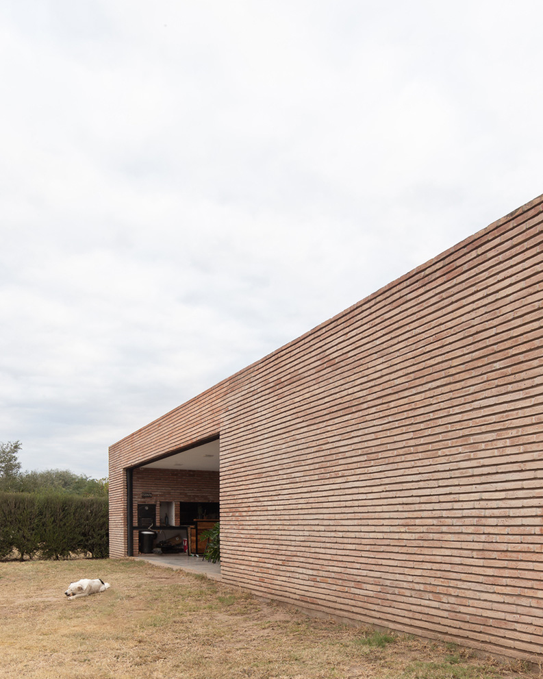 Casa 3 patios by Balsa Crosetto Piazzi, David Coffio