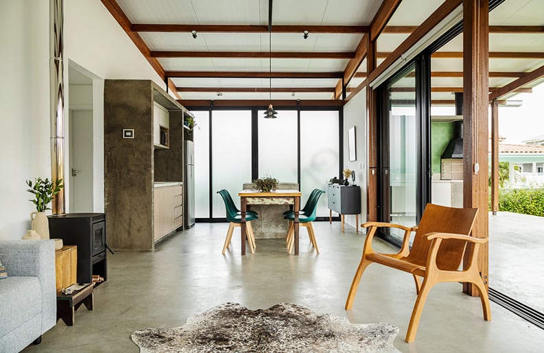 Casa 3x4, Plareng, Victor Piza