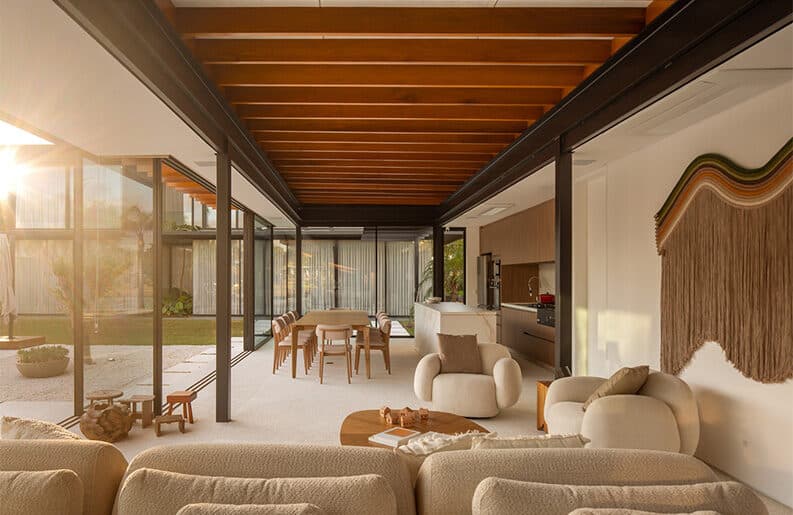 Casa AC by Kiko Castello Branco Arquitetura + Lucas Cunha