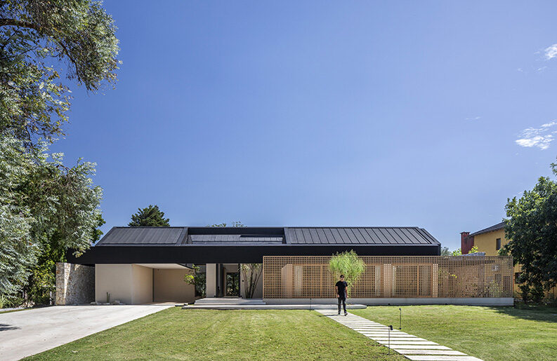 Casa Alma by Leone Loray