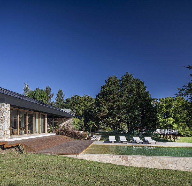 Casa Alma by Leone Loray