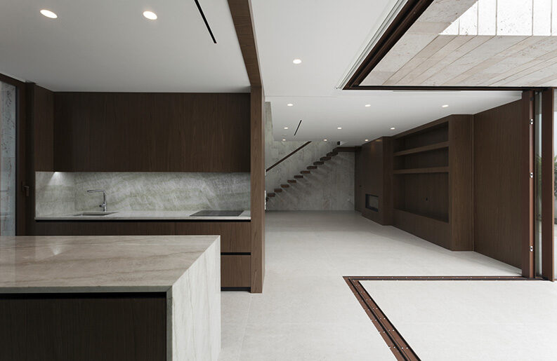Casa Alquería by Antonio Altarriba Arquitectos