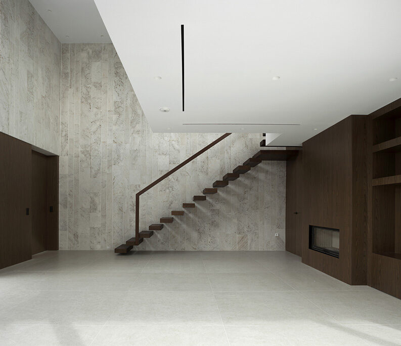 Casa Alquería by Antonio Altarriba Arquitectos