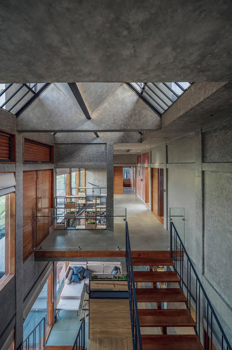 Casa Amalgum, Studio IKSHA, Studio PROMADA