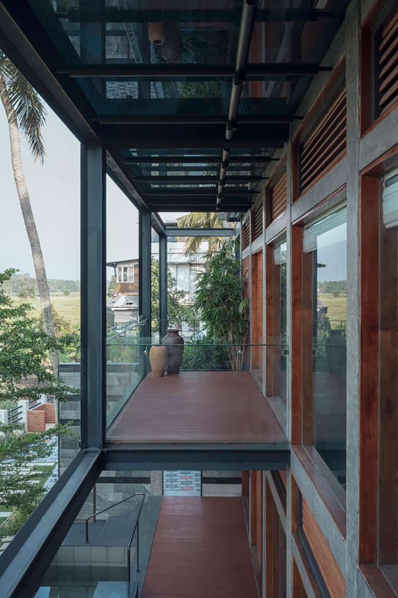 Casa Amalgum, Studio IKSHA, Studio PROMADA