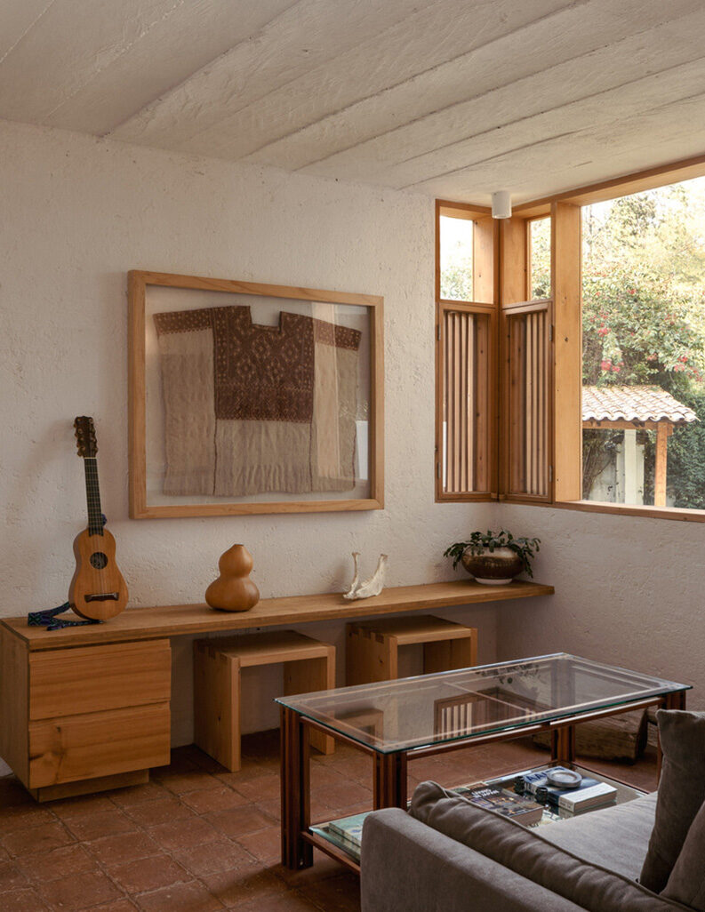 Casa Amona by COLAR Colectivo de Arquitectura