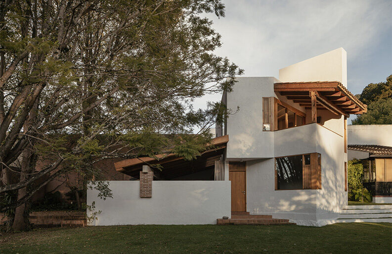 Casa Amona by COLAR Colectivo de Arquitectura