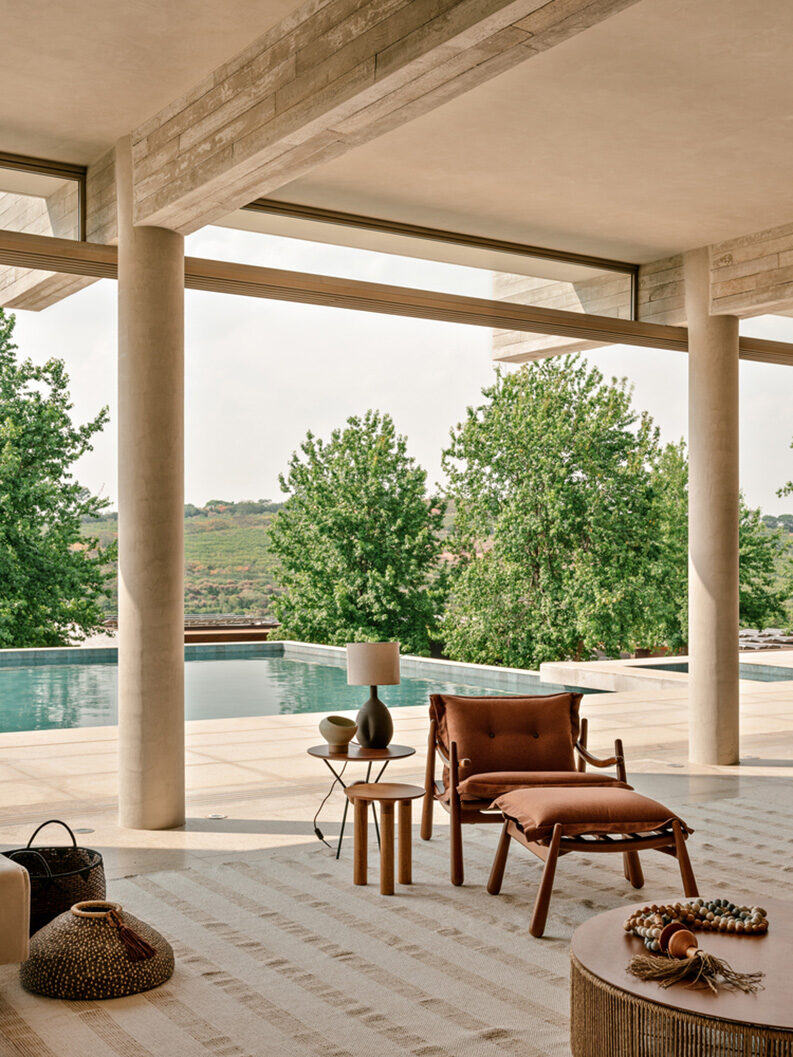 Casa Aroeira by FGMF