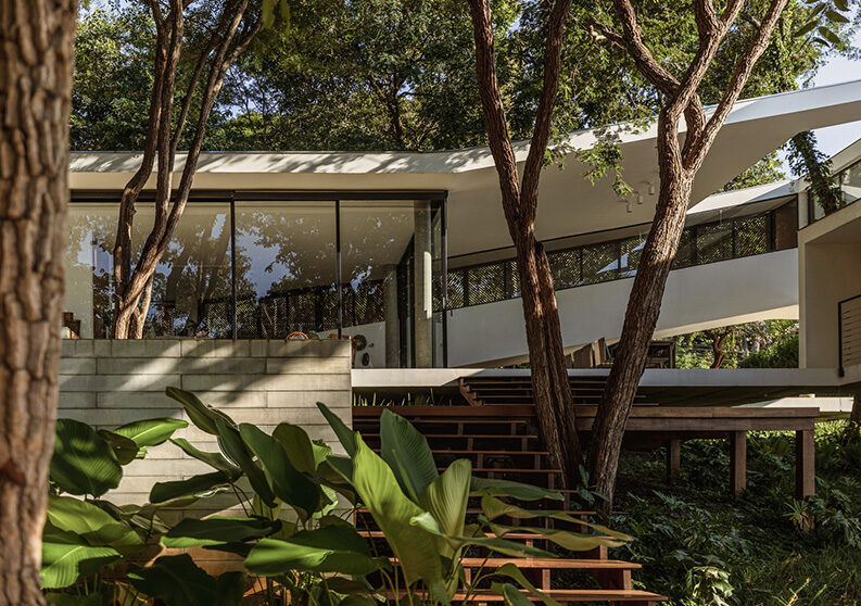 Casa Ascendente by TETRO Arquitetura