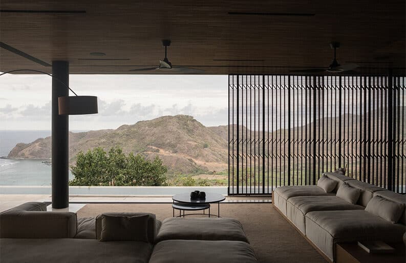 Casa Awasi by Caceres + Tous