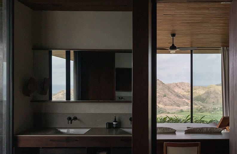 Casa Awasi by Caceres + Tous