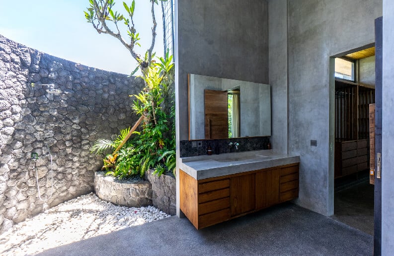 Casa BPE, Bali Gedeg Builders, Akmal Ghifarie