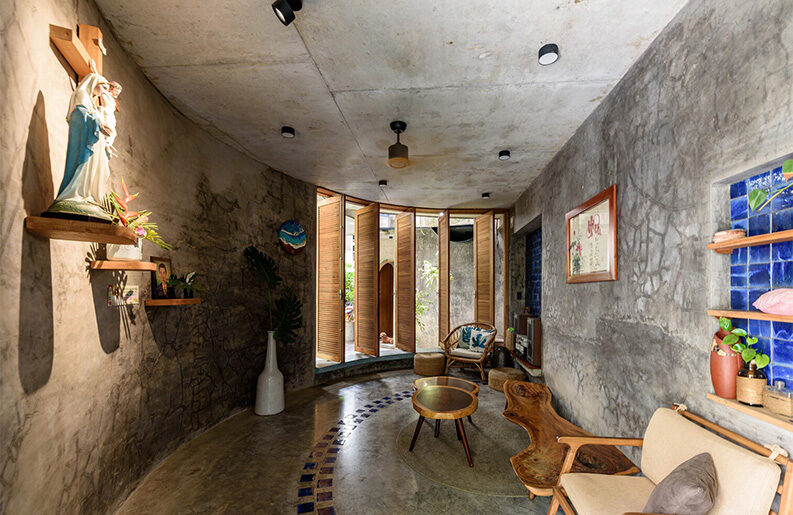 Casa Bifamiliar by Khuon Studio