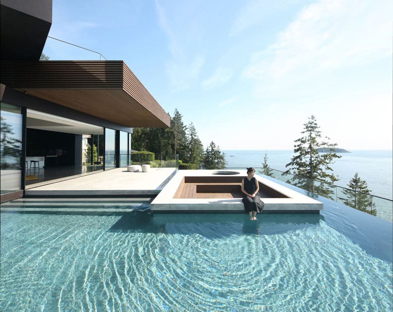Casa Black Cliff 
