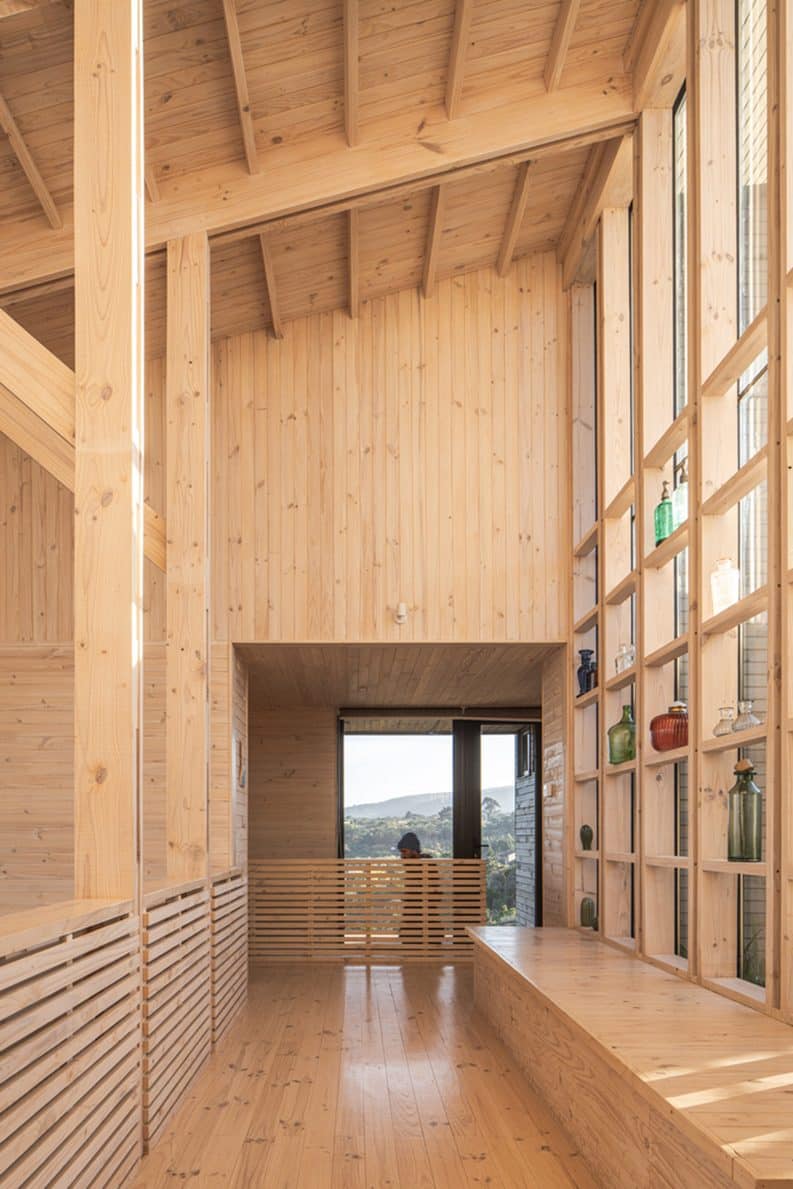 Casa C-H by Cavagnaro Rojo Arquitectos