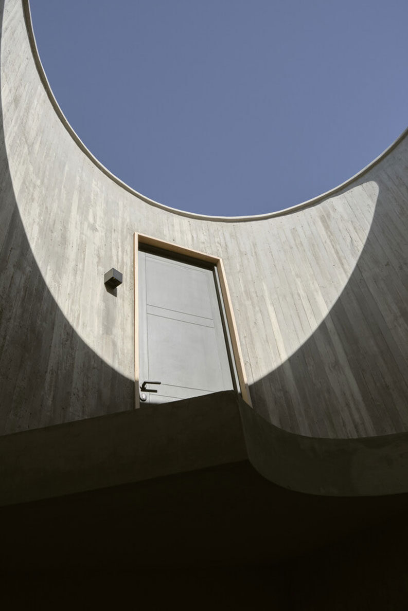 Casa CR by Ignacio Ferreira, LOTE STUDIO