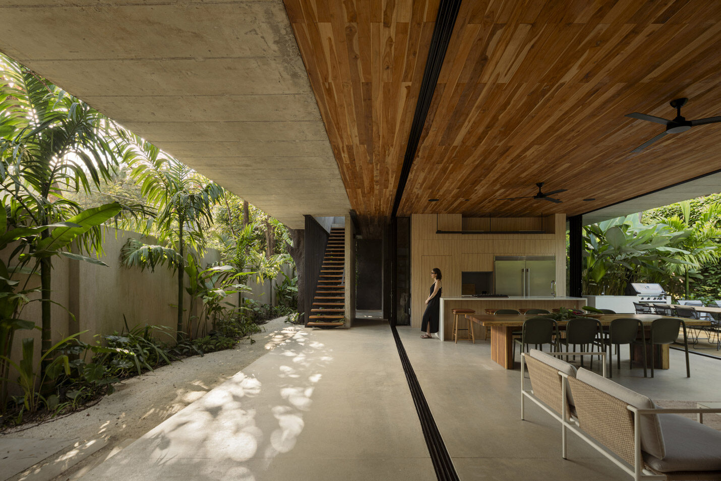 Casa Calma by Carazo Arquitectura