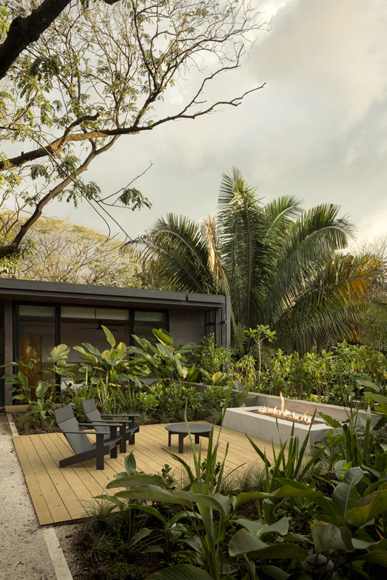 Casa Calma by Carazo Arquitectura