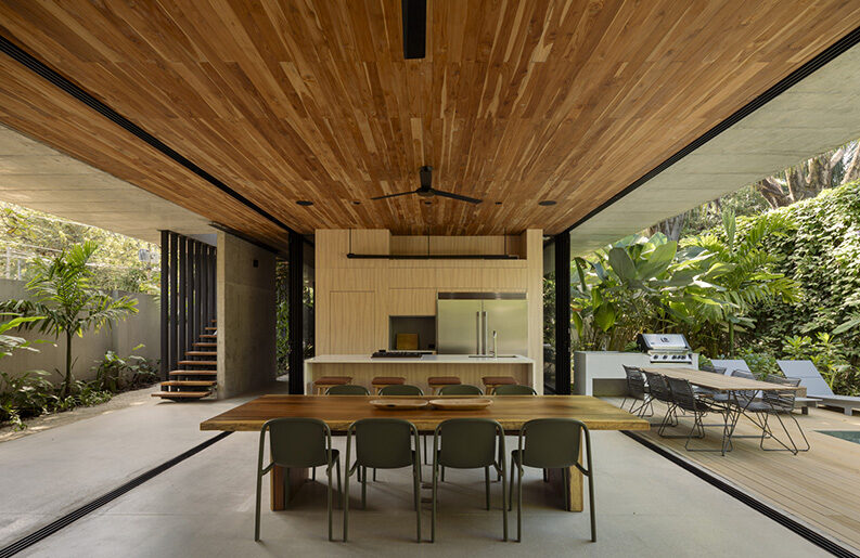 Casa Calma by Carazo Arquitectura
