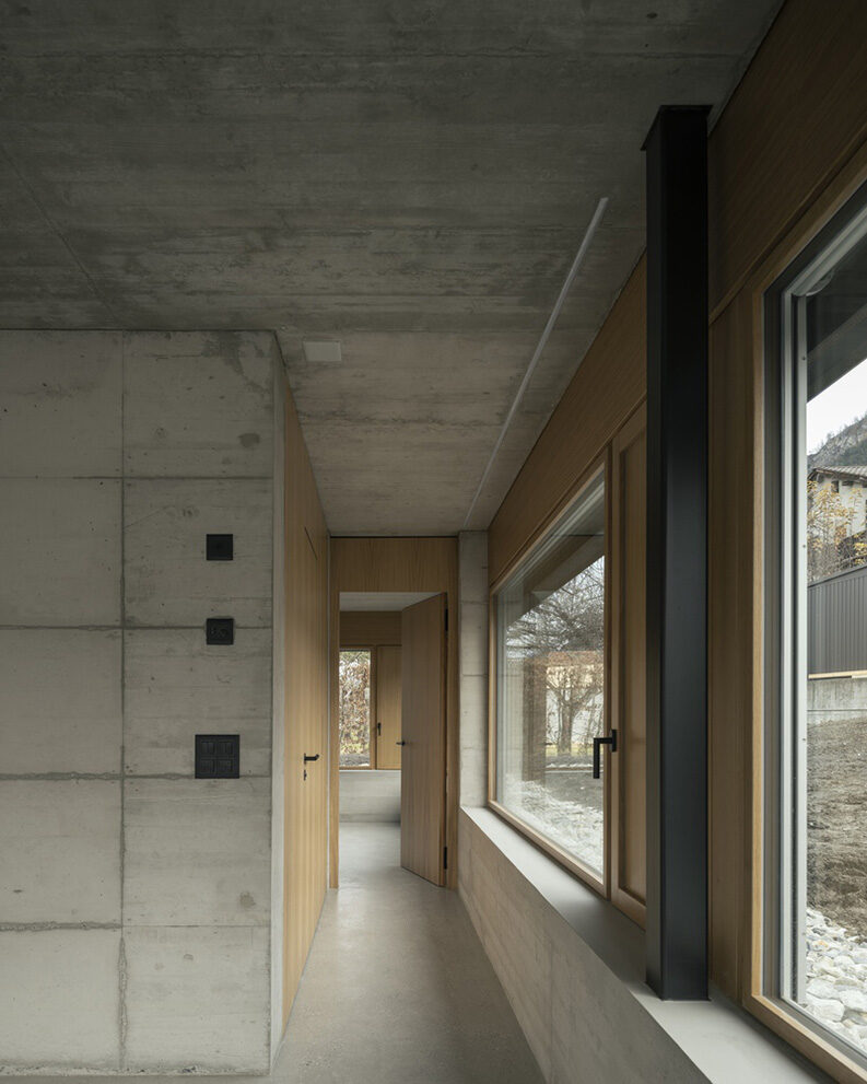 Casa Caloz Bramois by R2A Architectes