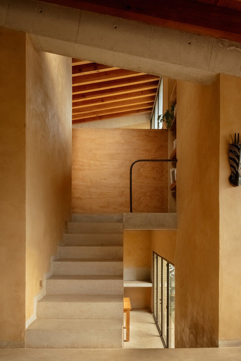Casa Chelina by Pablo Oñate Taller