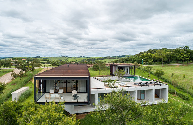 Casa Cigarra by FGMF