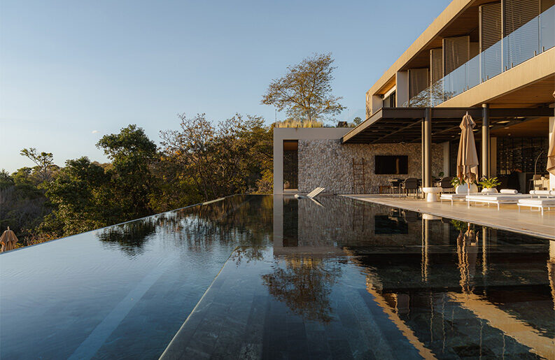 Casa Continuum by Inverse Project