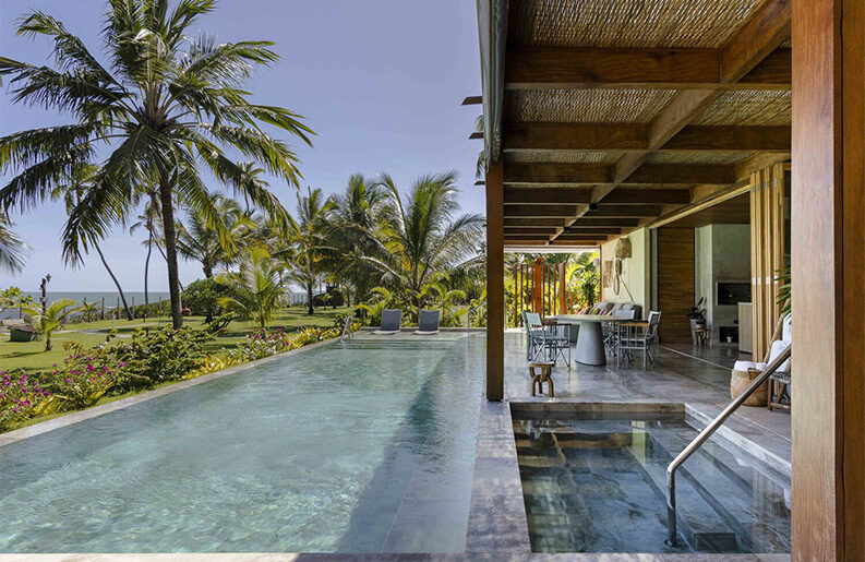 Casa Coral by Sidney Quintela Architecture + Urban Planning