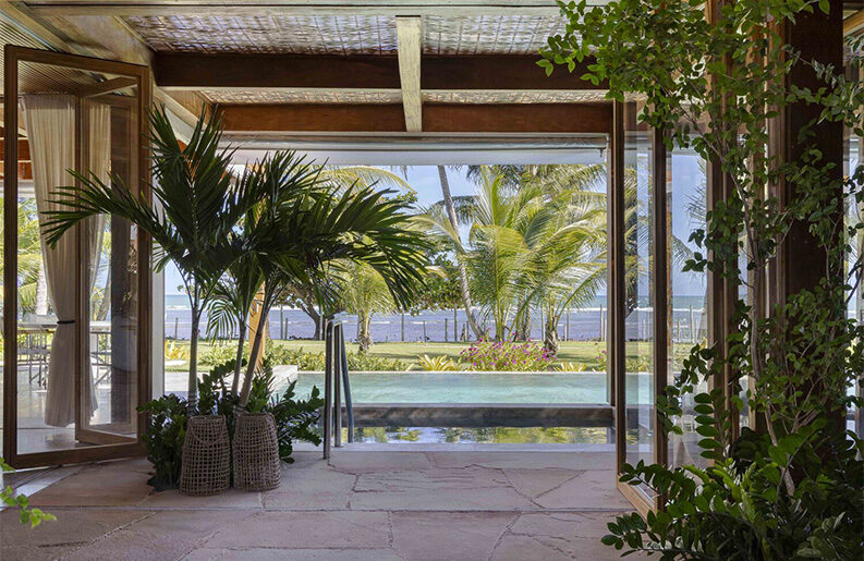Casa Coral by Sidney Quintela Architecture + Urban Planning