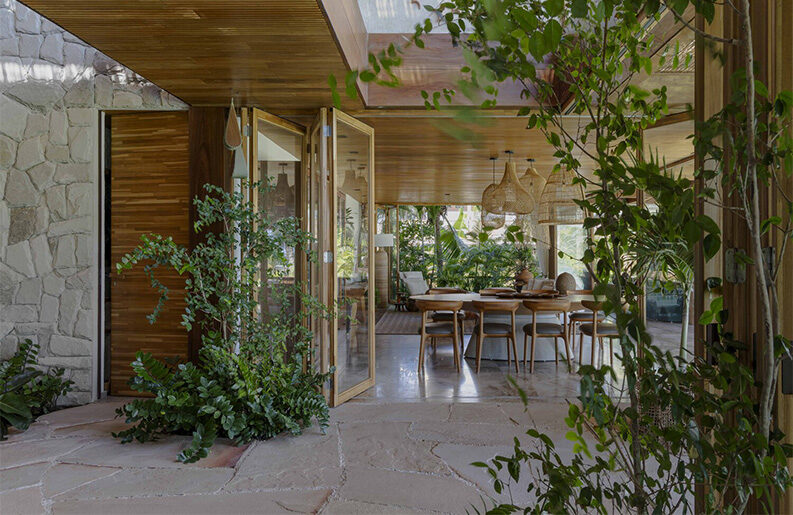 Casa Coral by Sidney Quintela Architecture + Urban Planning