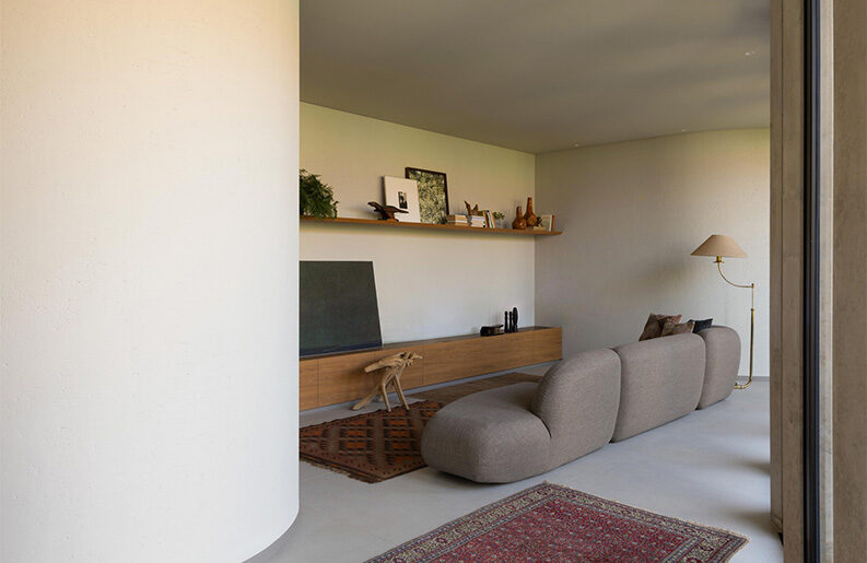 Casa Curva by efcarquitetura