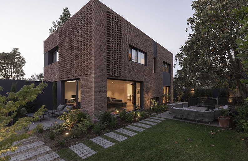 Casa Dolares, elton_léniz, Marcos Mendizabal