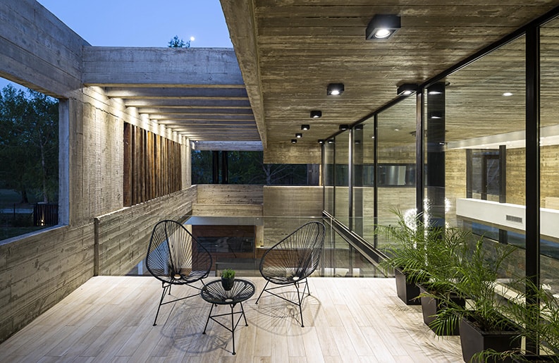 Casa EG by C&R ARQUITECTURA + PAISAJISMO