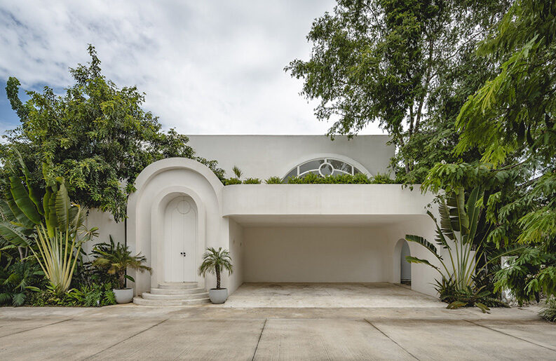 Casa Eclipse by Etea, Ghostframe