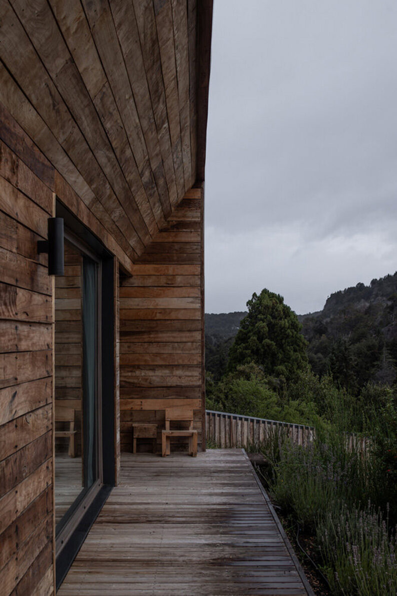 Casa El Trébol by Engelman Estudio