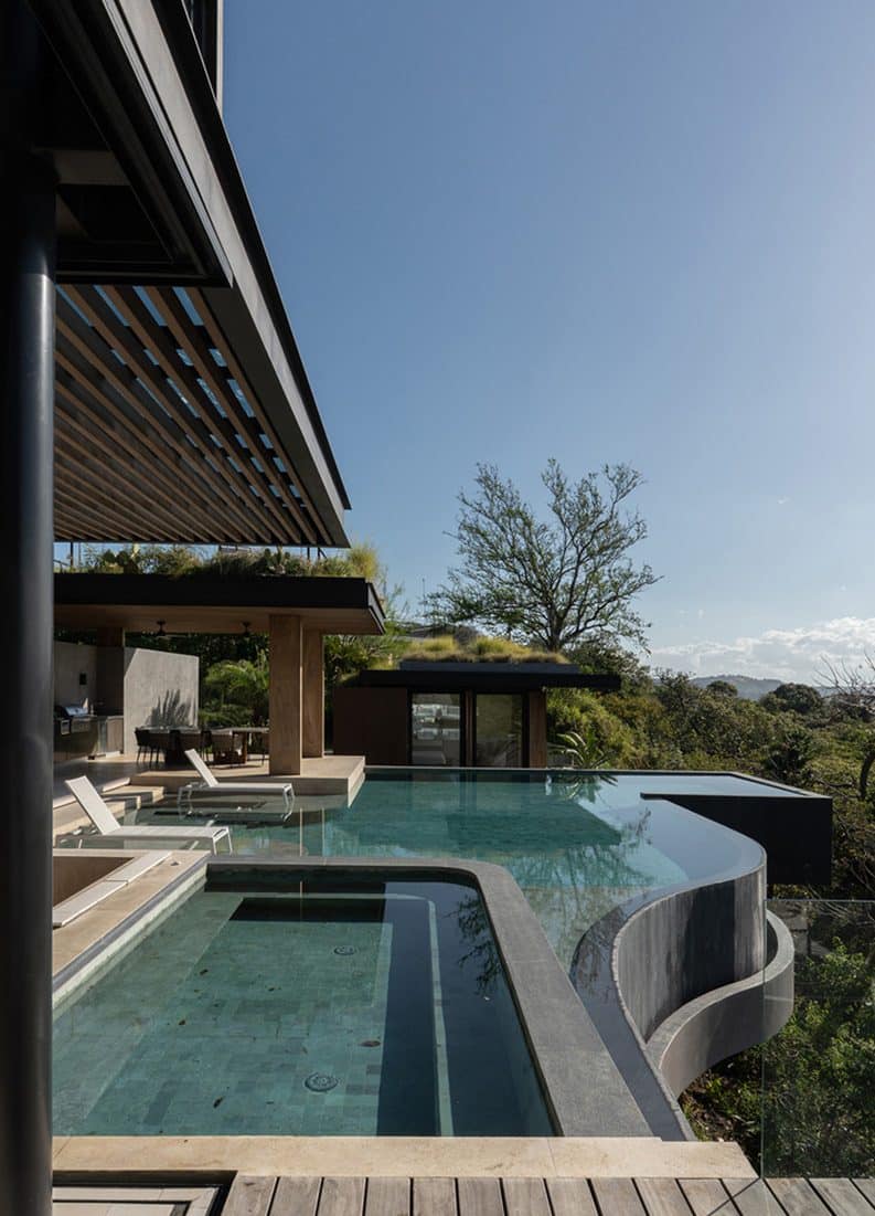 Casa Enoki by QBO3 Arquitectos