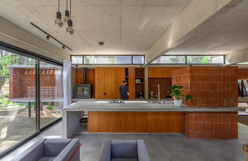 Casa Fruto del bosque by Barrionuevo Villanueva Arquitectos