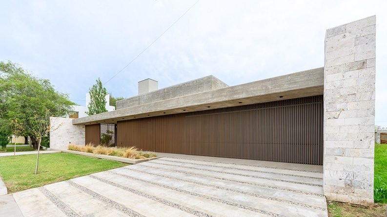 Casa G by Karlen + Clemente