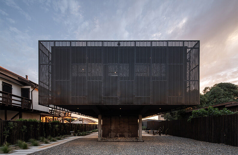 Casa Gandarillas by José Pedro Vicente Arquitectos