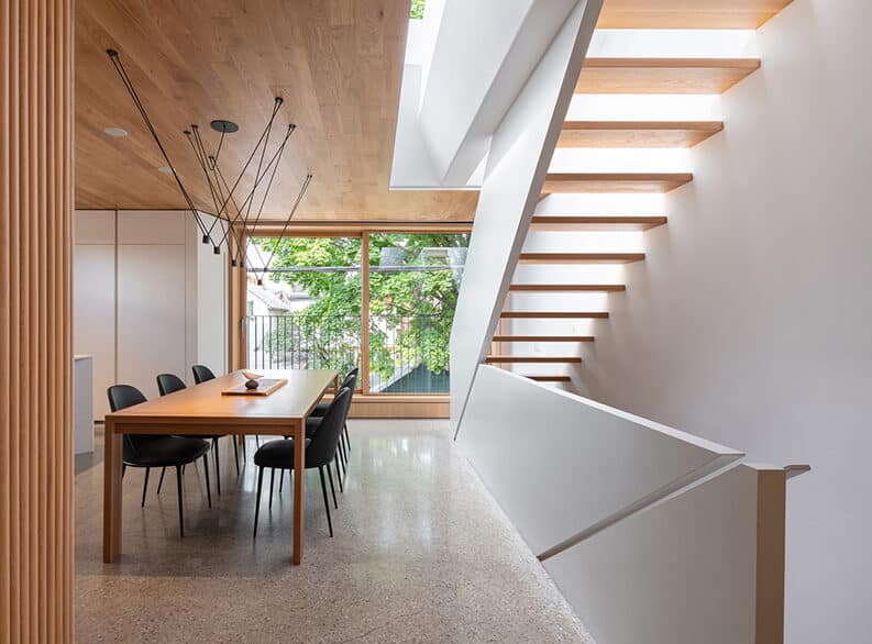 Casa Garden Laneway by Williamson Williamson