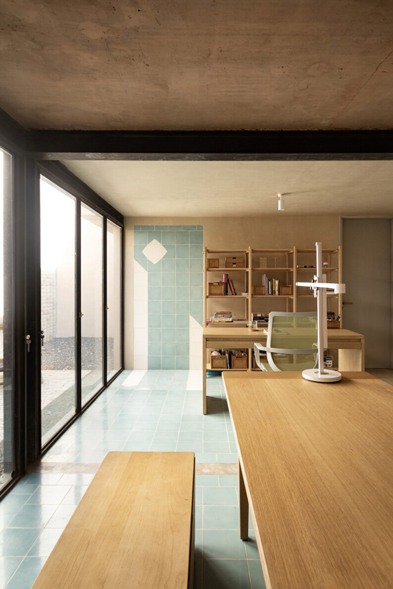 Casa Gardenias by Vrtical